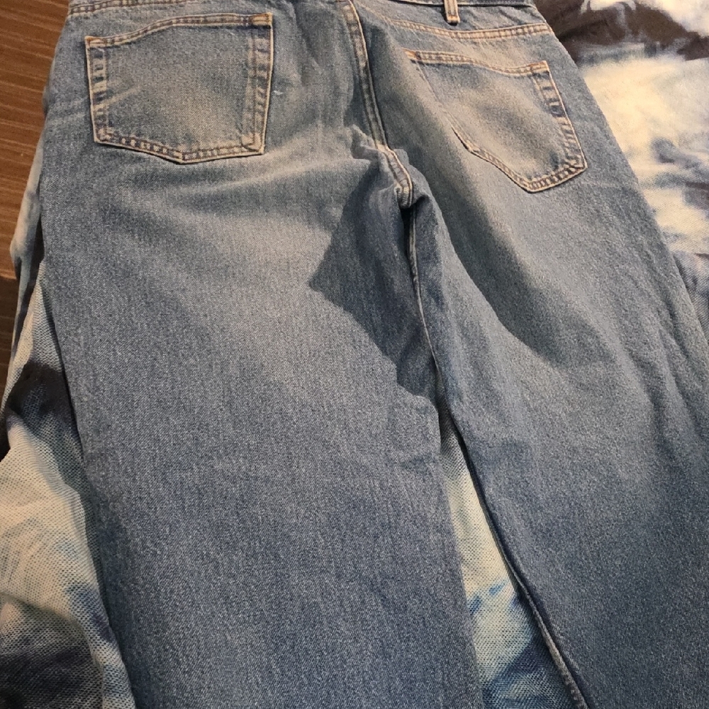 Men's Relaxed Blue Jeans - Picture 2 of 2